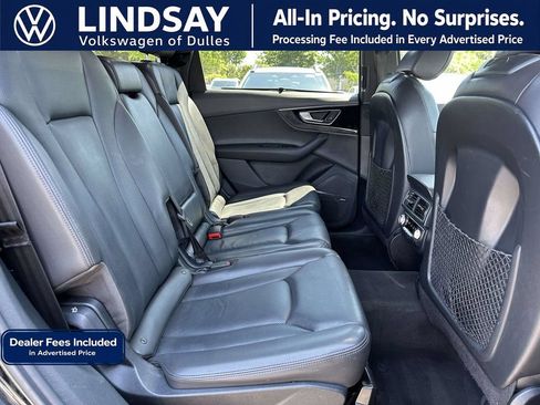 Used 2018 Audi Q7 3.0T Prestige w/ Prestige Package AWD/4WD image 13