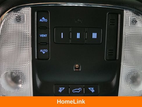 Used 2017 Jeep Grand Cherokee Altitude w/ Quick Order Package 23Z AWD/4WD image 25