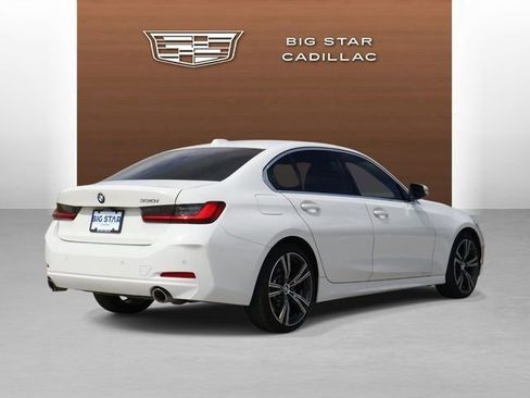 Used 2024 BMW 330i Sedan w/ Convenience Package RWD image 5