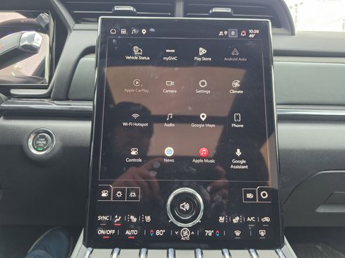 Used 2026 GMC Terrain AT4 w/ Convenience Package III AWD/4WD image 23