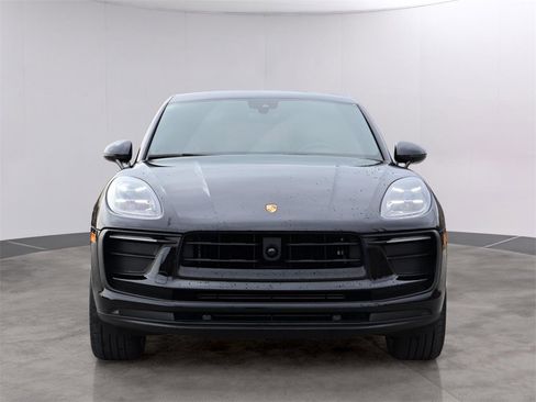 New 2026 Porsche Macan image 12