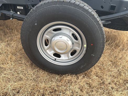 New 2026 Ford F250 XL RWD image 29