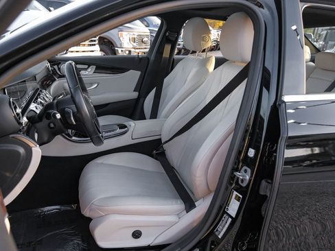 Used 2021 Mercedes-Benz E 350 Sedan image 28