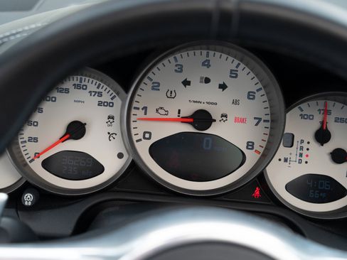 Used 2012 Porsche 911 Carrera 4 GTS image 26