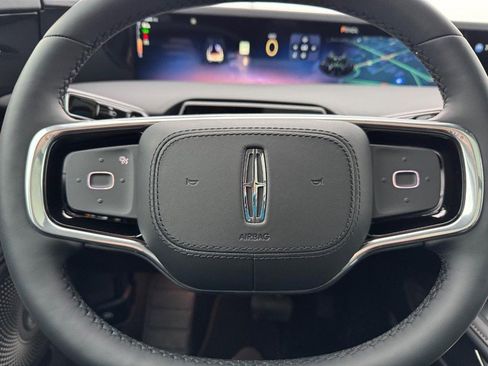 New 2026 Lincoln Nautilus Reserve image 19