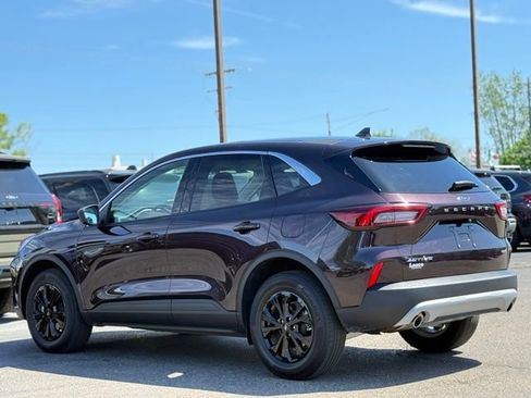 Used 2023 Ford Escape Active AWD/4WD image 41