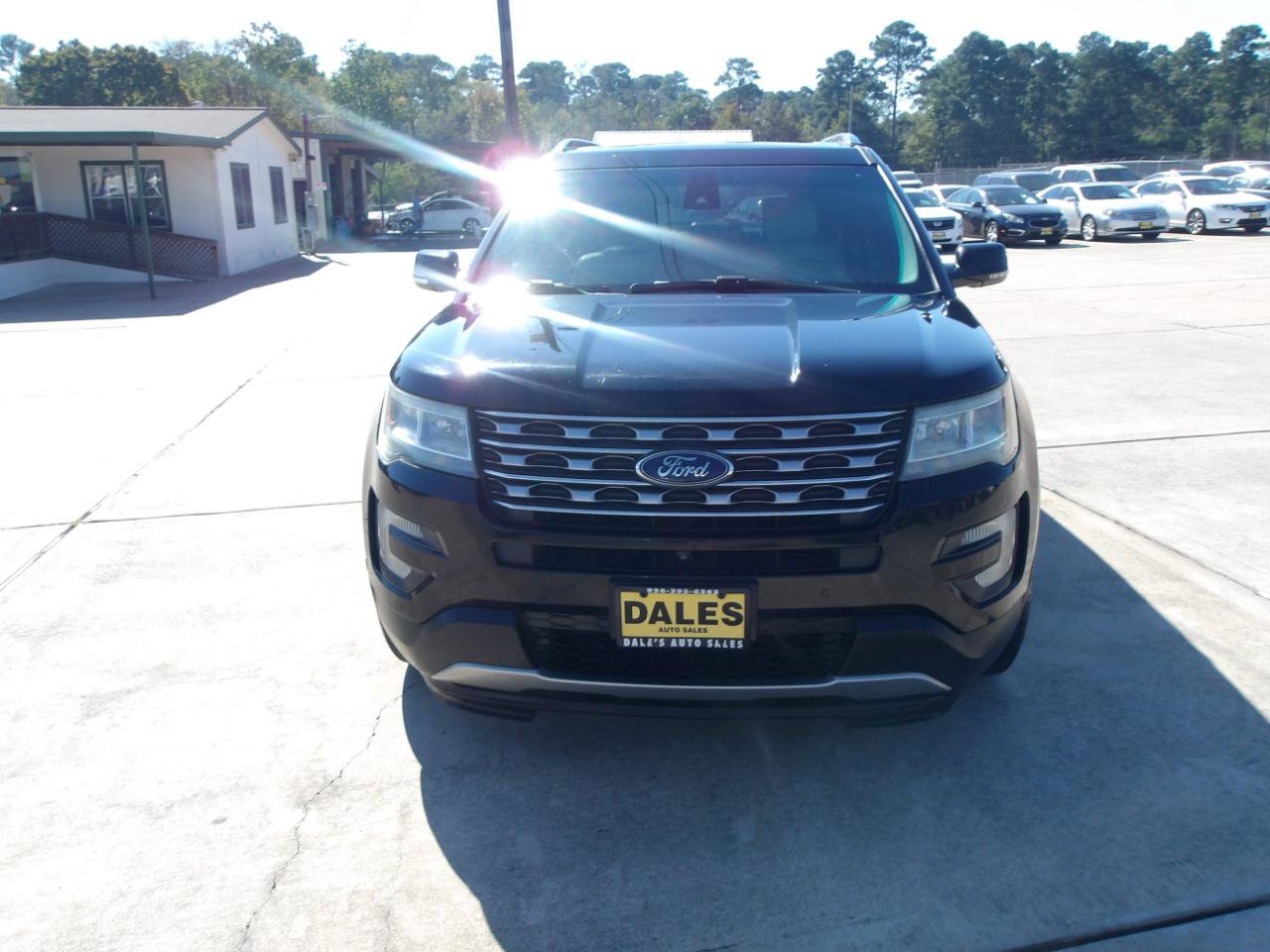 Used 2016 Ford Explorer Limited w/ Equipment Group 301A FWD image 3