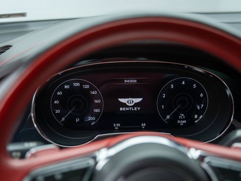 Used 2021 Bentley Bentayga w/ First Edition Specification AWD/4WD image 64