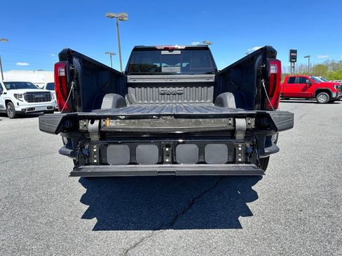 New 2026 GMC Sierra 3500 Denali w/ Denali Reserve Package AWD/4WD image 38