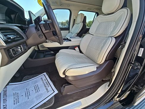 Used 2023 Lincoln Navigator Black Label AWD/4WD image 23