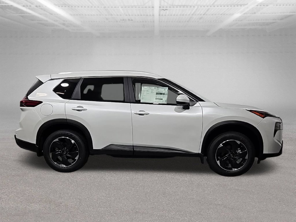 Certified 2026 Nissan Rogue SV w/ SV Premium Package AWD/4WD image 7