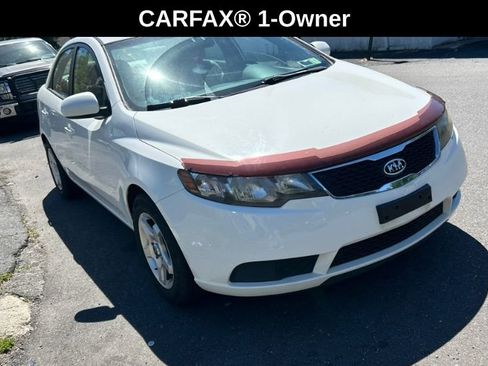 Used 2013 Kia Forte LX FWD image 2