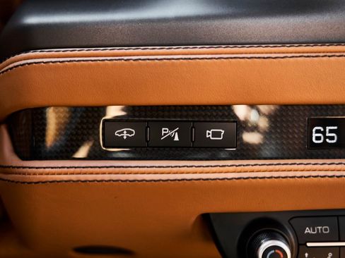 Used 2020 Ferrari F8 Tributo image 75