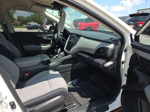 Used 2023 Subaru Outback Premium AWD/4WD image 13