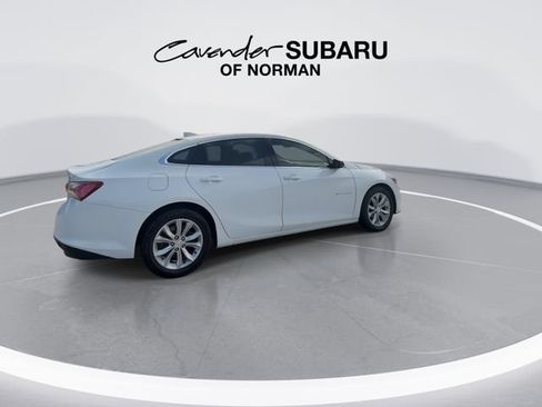 Used 2022 Chevrolet Malibu LT FWD image 9
