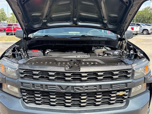 Used 2020 Chevrolet Silverado 1500 Custom w/ Custom Value Package RWD image 28