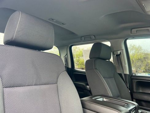 Used 2015 Chevrolet Silverado 3500 LT w/ LT Convenience Package image 13