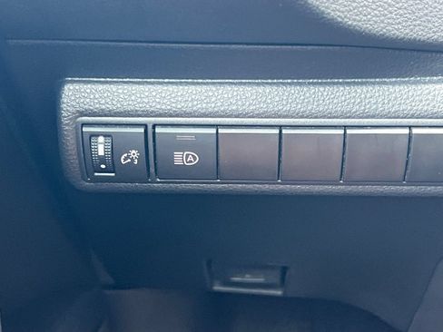 Used 2023 Toyota Corolla LE FWD image 37