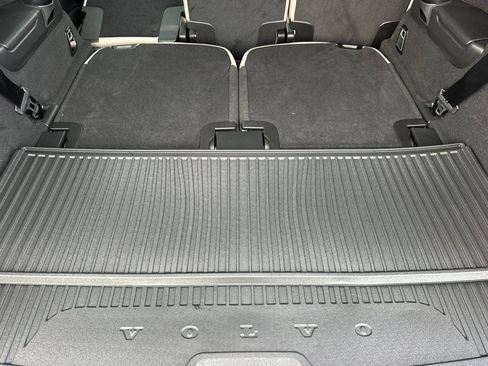 New 2026 Volvo XC90 B6 Plus w/ Protection Package Premier AWD/4WD image 15