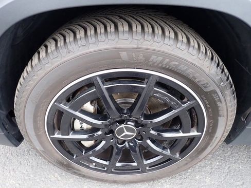 Used 2023 Mercedes-Benz GLA 35 AMG 4MATIC image 12