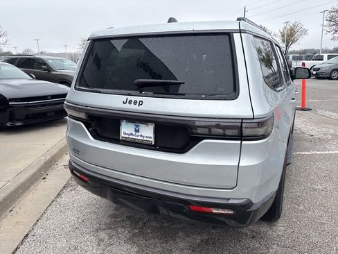 New 2026 Jeep Grand Wagoneer Limited AWD/4WD image 26
