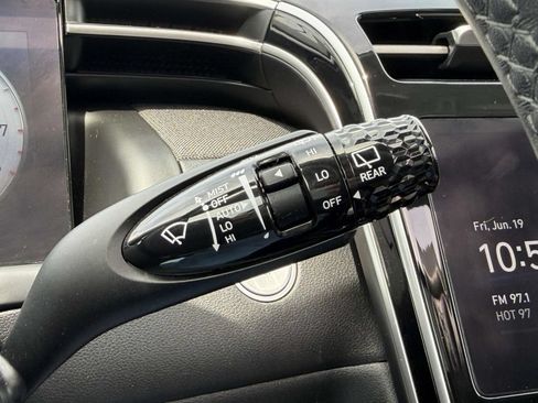 Certified 2023 Hyundai Tucson Limited AWD/4WD image 28
