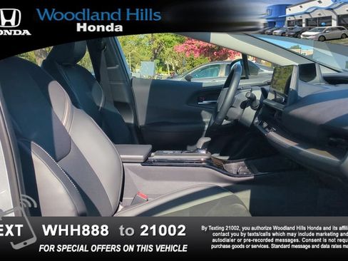 Used 2024 Toyota Prius XLE FWD image 24