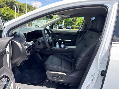 Certified 2026 Nissan Murano SV AWD/4WD image 4