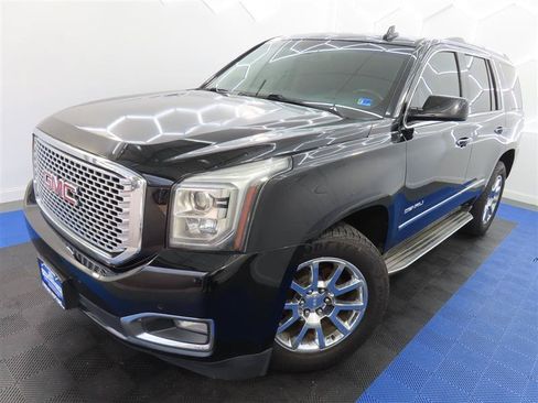 Used 2015 GMC Yukon Denali w/ Open Road Package AWD/4WD image 4