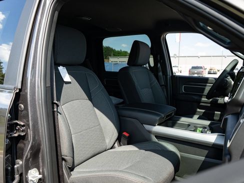 New 2026 RAM 3500 Big Horn AWD/4WD image 22