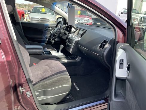 Used 2013 Nissan Murano S image 26