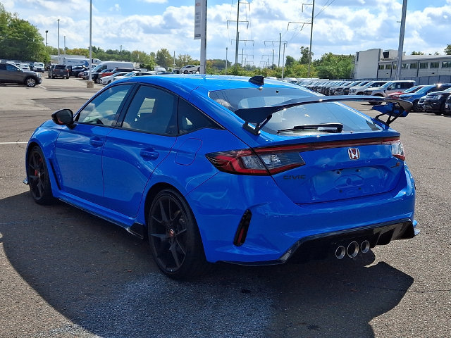 Used 2025 Honda Civic Type R image 4