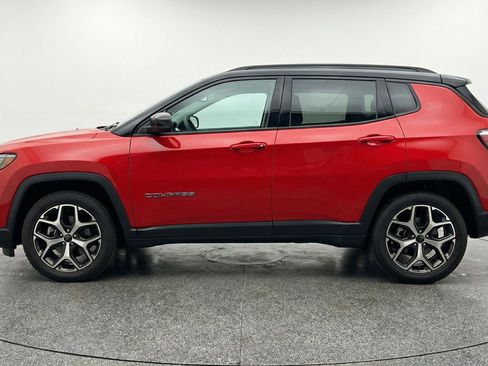 Used 2025 Jeep Compass Limited AWD/4WD image 5