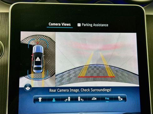Used 2022 Mercedes-Benz C 300 4MATIC Sedan w/ Pinnacle Trim Package image 19