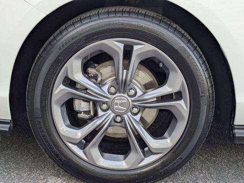 Certified 2023 Honda Accord EX image 22