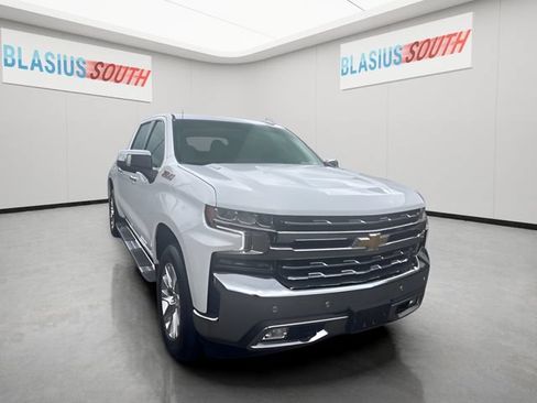 Used 2021 Chevrolet Silverado 1500 LTZ w/ Z71 Off-Road Package AWD/4WD image 1