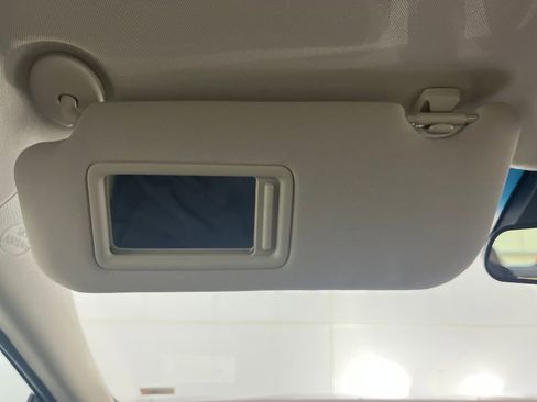 Used 2018 Toyota Camry LE image 78