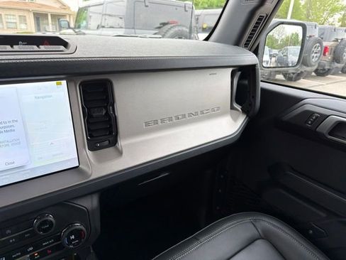 New 2026 Ford Bronco Outer Banks AWD/4WD image 19