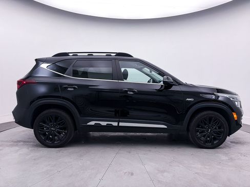 Used 2022 Kia Seltos Nightfall Edition image 39