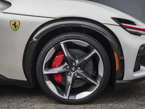 Used 2024 Ferrari Purosangue AWD/4WD image 16