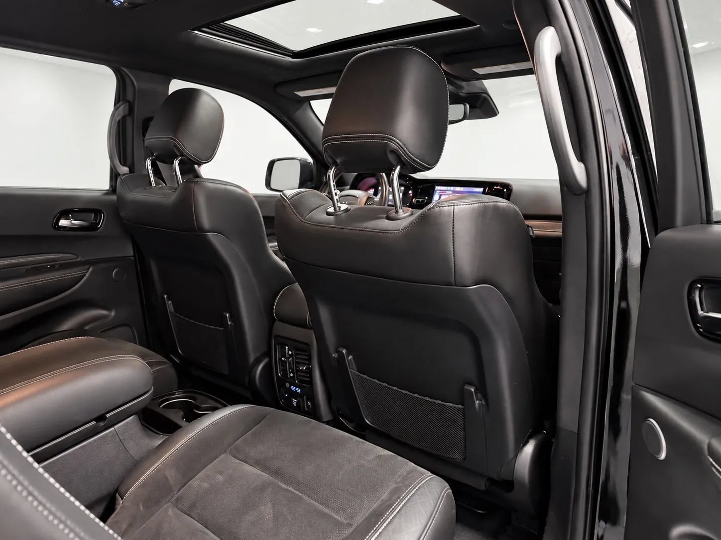 Used 2021 Dodge Durango SRT Hellcat w/ Technology Group AWD/4WD image 21