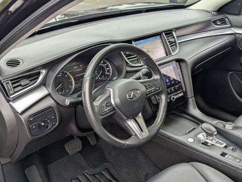 Used 2019 INFINITI QX50 Luxe w/ Navigation Package FWD image 12