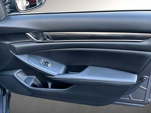 Used 2020 Honda Accord Sport image 27