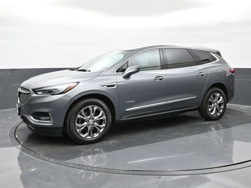 Used 2019 Buick Enclave Avenir w/ Avenir Technology Package image 4