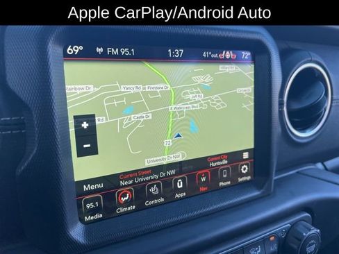 Used 2023 Jeep Wrangler Unlimited Sahara w/ Cold Weather Group image 21