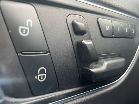 Used 2017 Mercedes-Benz GLA 250 4MATIC image 12