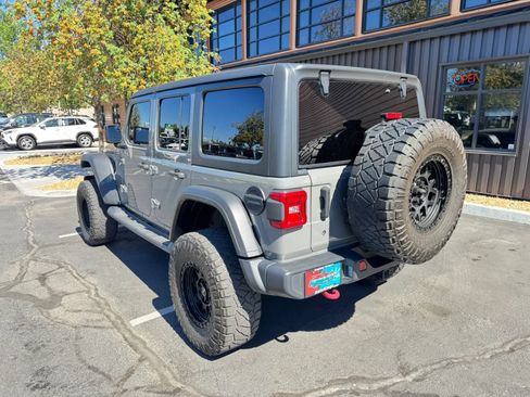 Used 2020 Jeep Wrangler Unlimited Rubicon AWD/4WD image 3
