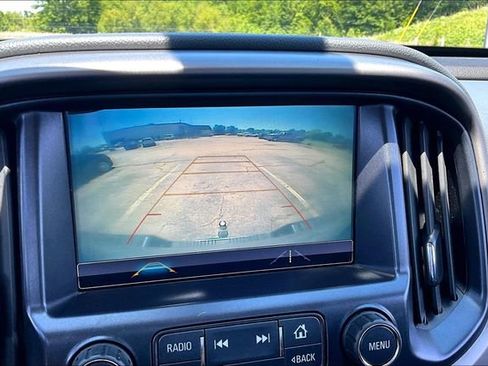 Used 2018 Chevrolet Colorado Z71 AWD/4WD image 15