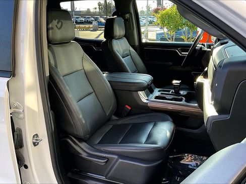 Used 2023 Chevrolet Silverado 1500 RST w/ RST All Star Premium Package AWD/4WD image 7