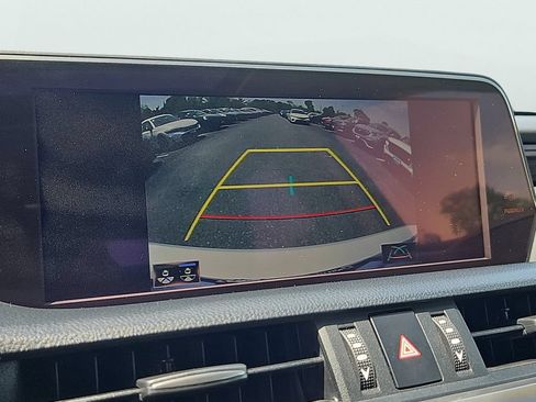 Used 2019 Lexus ES 350 w/ Premium Package FWD image 16